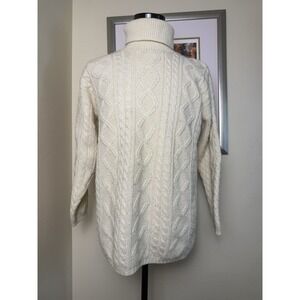 Vintage 80's Charter Club Sweater Wool Cable Knit Fisherman | Cream | Medium